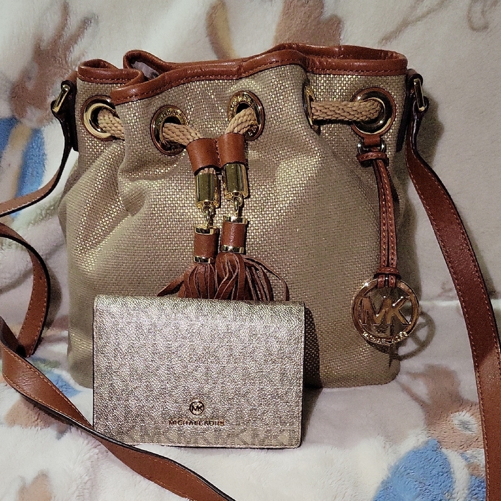 Michael Kors Gold and Brown Shoulder Bag